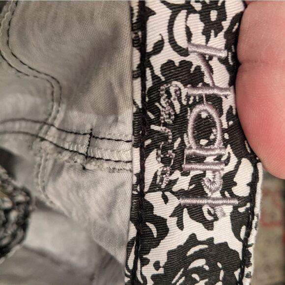 NWT Hart denim with fun black print sz 31 - Picture 8 of 10
